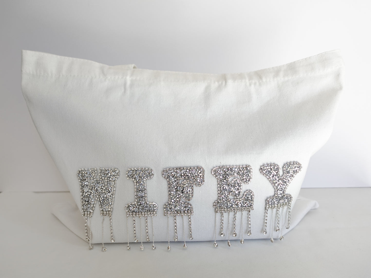 Cloud Dote White Wifey Tassel Bag