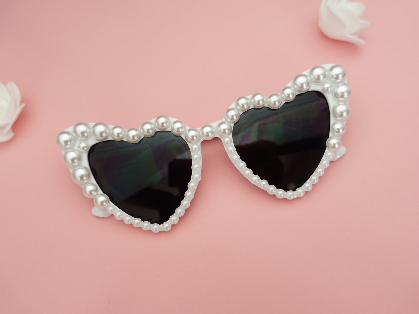 White heart pearl sunglasses